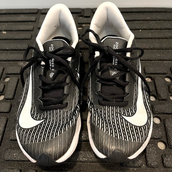 Nike Air Zoom Speed 2 - Black & White Road Running Sneakers.  Size 5.5Y - Picture 1 of 7
